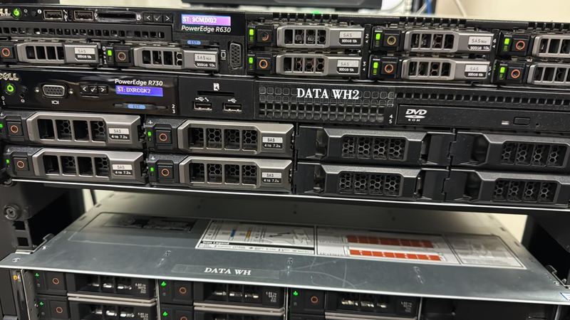 Montaje de equipos en rack